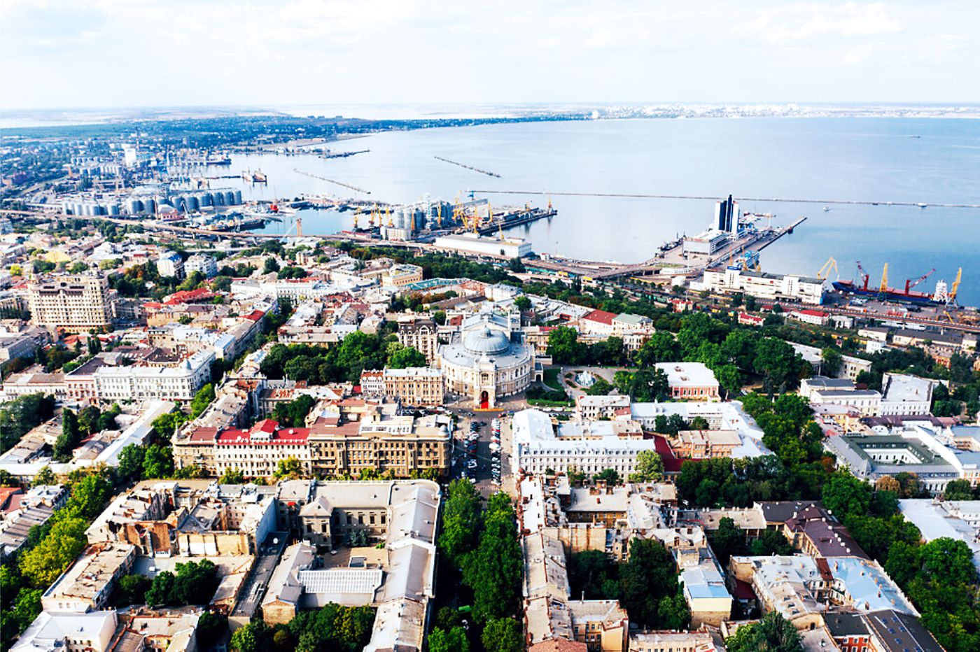 Cảng Odessa huyền thoại - Di sản Thế giới đang gặp nguy hiểm tại Ukraine - Ảnh 2.