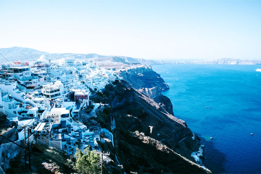 Đảo Santorini: Khám phá thiên đường lãng mạn giữa đời thực  - Ảnh 5.