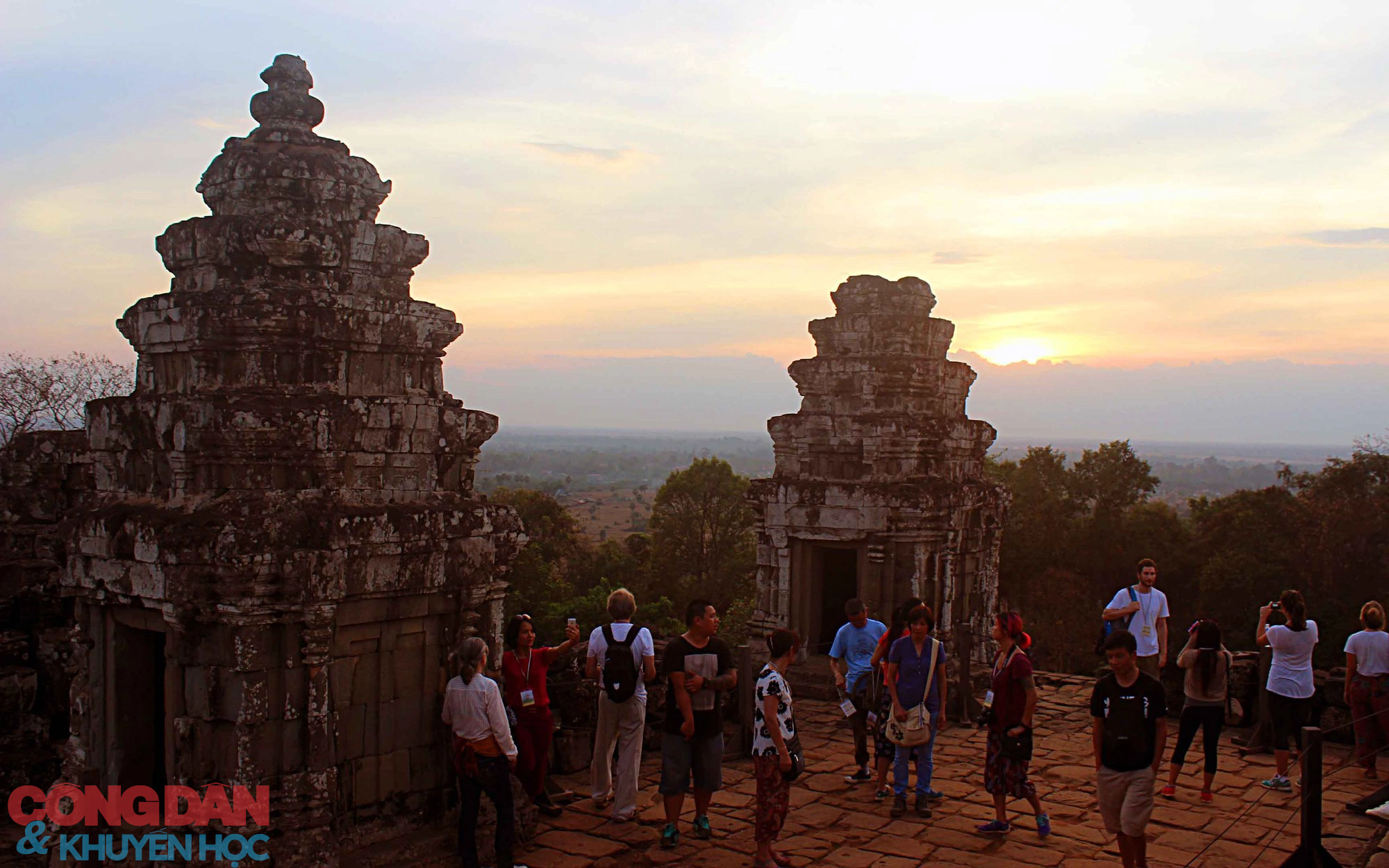 Nụ cười Bayon và tinh thần lạc quan của người Khmer - Ảnh 4.