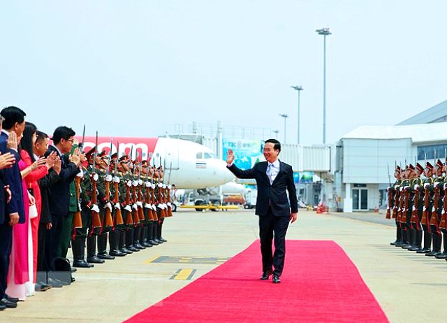 Chủ tịch nước Võ Văn Thưởng kết thúc tốt đẹp chuyến thăm Lào - Ảnh 1.