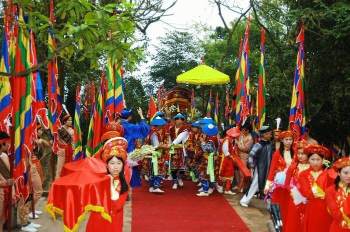 Lễ hội truyền thống chùa Tây Phương năm 2023 diễn ra trong 10 ngày - Ảnh 1.