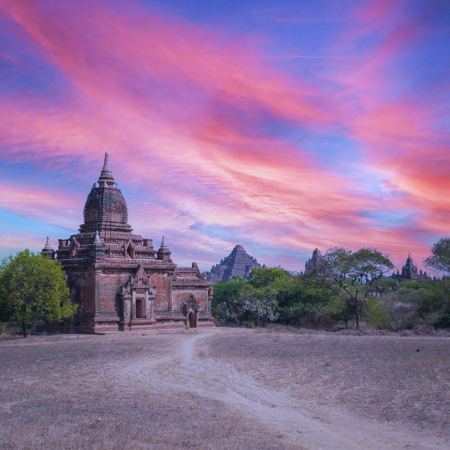 Du lịch Bagan - ngắm mặt trời lặn kì ảo sau hàng nghìn tòa tháp cổ - Ảnh 7.
