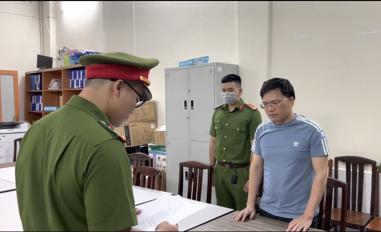 Tiếp tục khởi tố 4 đối tượng trong vụ án xảy ra tại Cục Đăng kiểm Việt Nam - Ảnh 2.