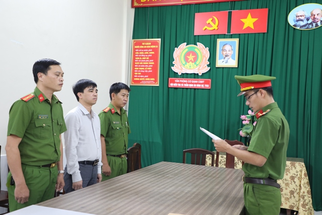 Tiếp tục khởi tố 4 đối tượng trong vụ án xảy ra tại Cục Đăng kiểm Việt Nam - Ảnh 4.