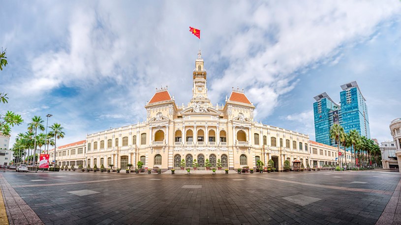 Tham quan tòa nhà Trụ sở Hội đồng nhân dân và Ủy ban nhân dân Thành phố Hồ Chí Minh - Ảnh 2.