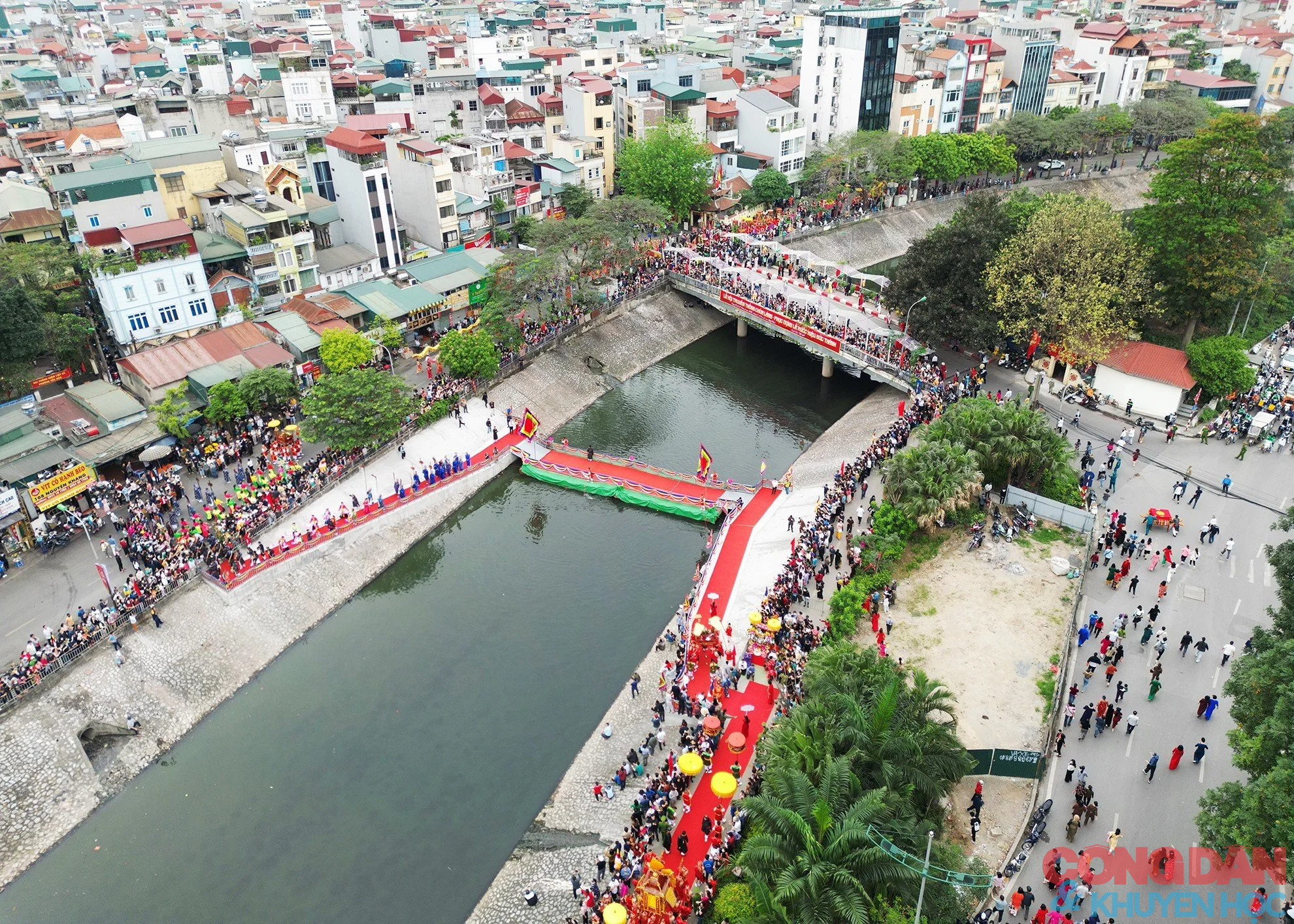 Lễ hội chùa Láng 2023 phục dựng nhiều nghi thức truyền thống sau 70 năm. - Ảnh 8.