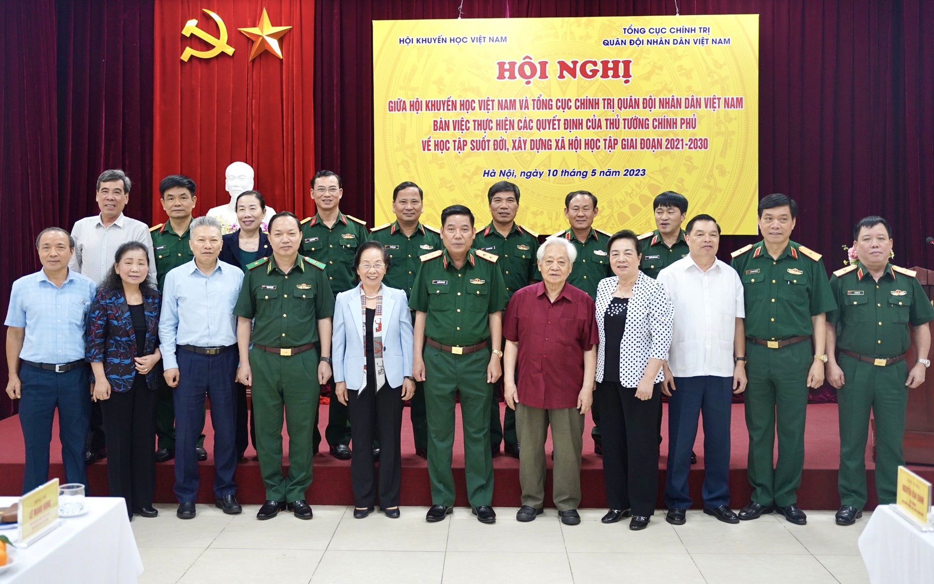 Đẩy mạnh phối hợp giữa Tổng cục Chính trị Quân đội nhân dân Việt Nam và Hội Khuyến học Việt Nam