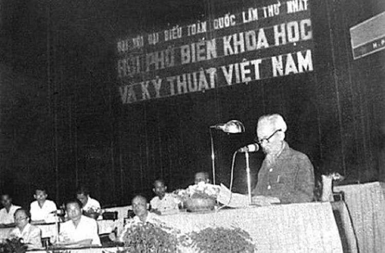 Trao giải cuộc thi &quot;Sáng kiến khoa học 2023&quot;, kỷ niệm Ngày Khoa học và Công nghệ Việt Nam  - Ảnh 3.