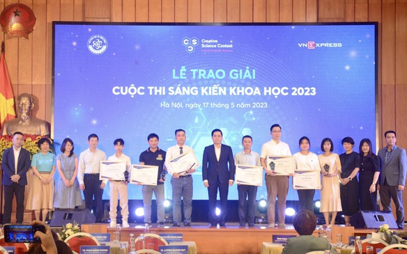 Trao giải cuộc thi &quot;Sáng kiến khoa học 2023&quot;, kỷ niệm Ngày Khoa học và Công nghệ Việt Nam 