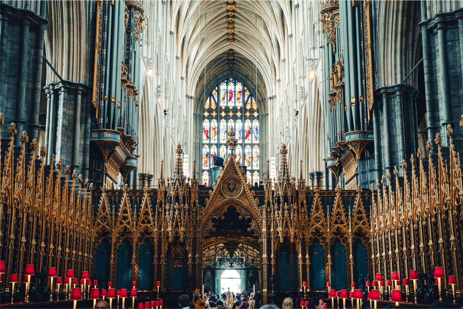 Cận cảnh Tu viện Westminster nơi diễn ra Lễ đăng quang của Vua Charles III - Ảnh 7.