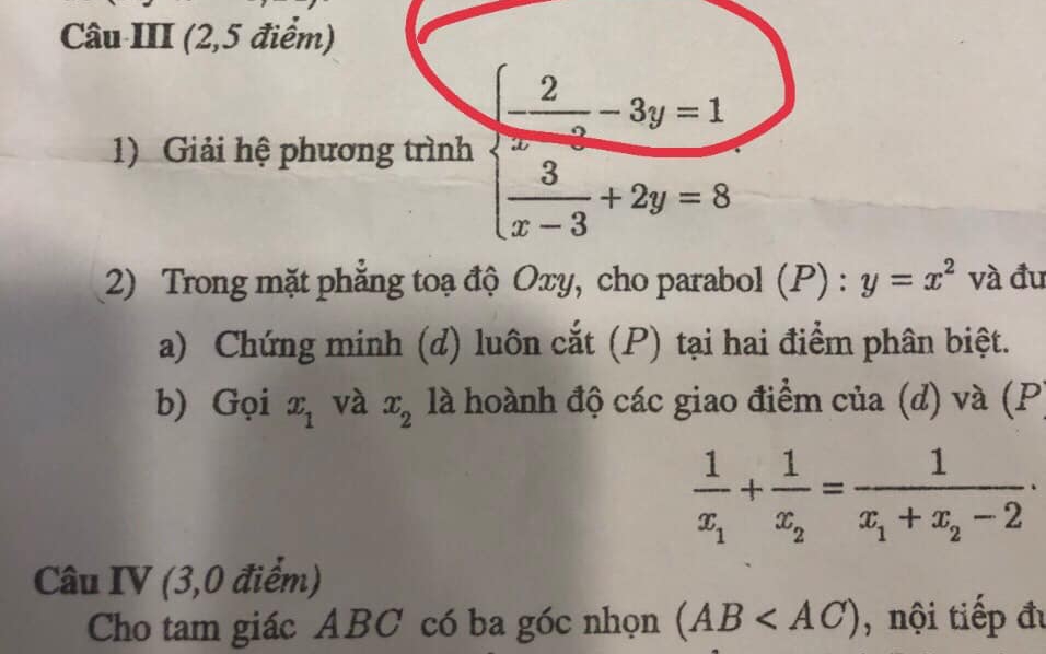 Phụ huynh Hà Nội phản ánh nhiều đề thi Toán lớp 10 in mờ khiến thí sinh hiểu nhầm