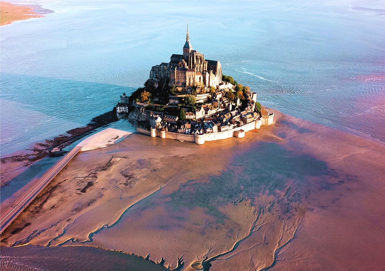 Khám phá Mont Saint Michel - biểu tượng của người Pháp về sự kiên cường và tự do  - Ảnh 12.