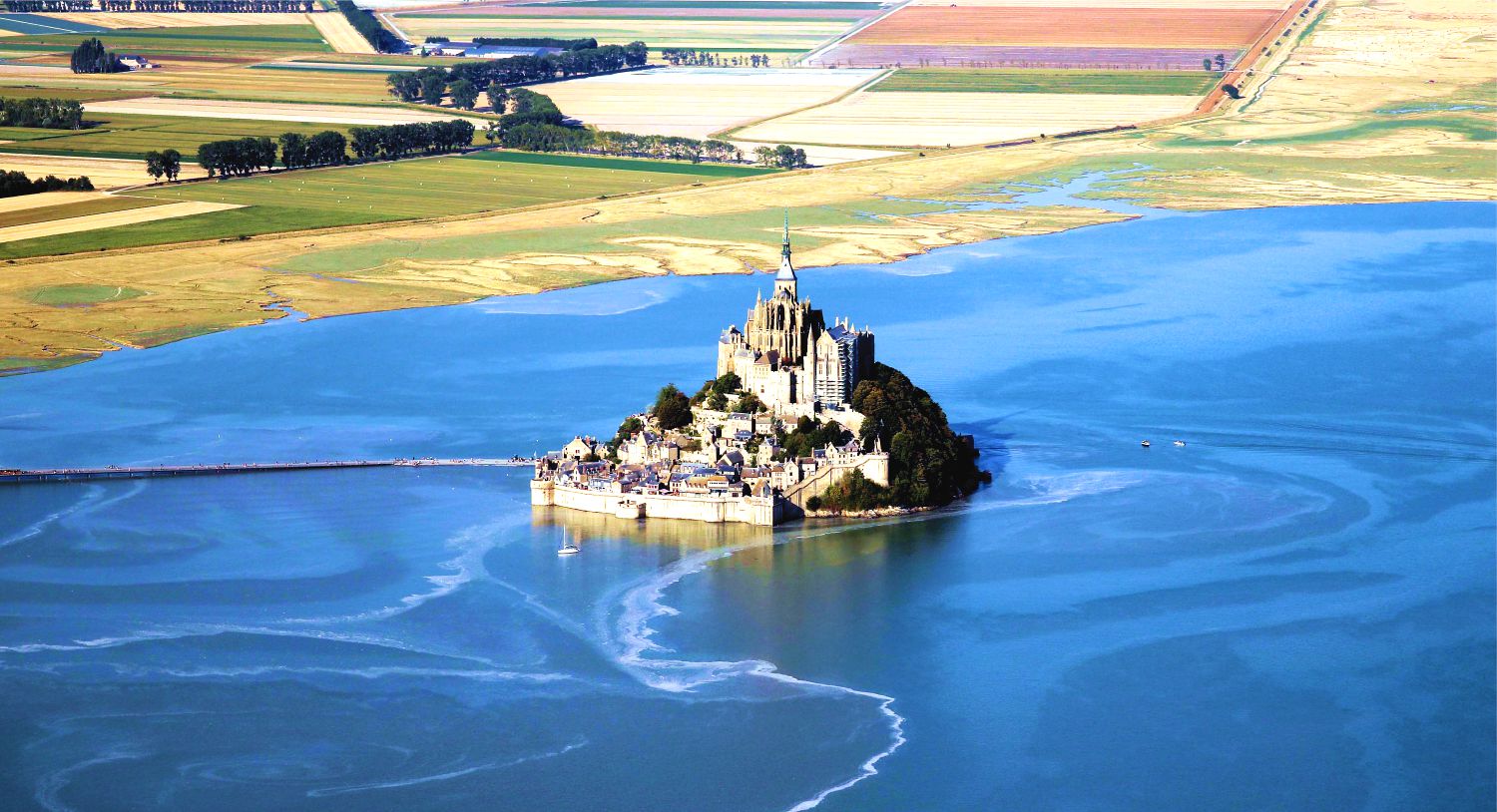 Khám phá Mont Saint Michel - biểu tượng của người Pháp về sự kiên cường và tự do  - Ảnh 3.