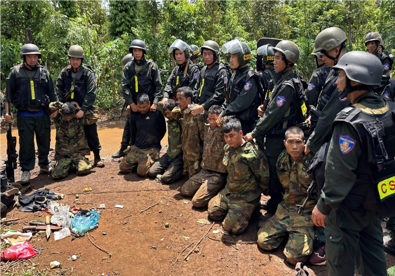 Vụ tấn công ở Đắk Lắk: Phát lệnh truy nã đặc biệt 5 đối tượng khủng bố - Ảnh 3.