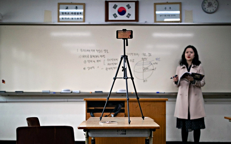 Lý do các trường công lập Hàn Quốc tuyển thêm giáo viên tiếng Anh - Ảnh 3.