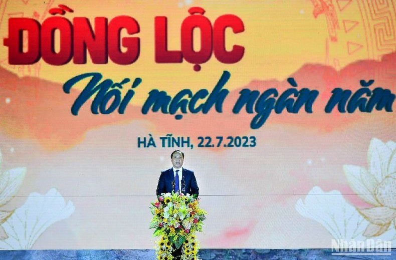 Chương trình nghệ thuật &quot;Cõi thiêng Đồng Lộc - Nối mạch ngàn năm&quot;: Khơi dậy mạnh mẽ tinh thần yêu nước - Ảnh 2.