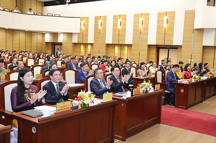 Khai mạc Kỳ họp thứ 12, Hội đồng Nhân dân thành phố Hà Nội khóa XVI - Ảnh 3.