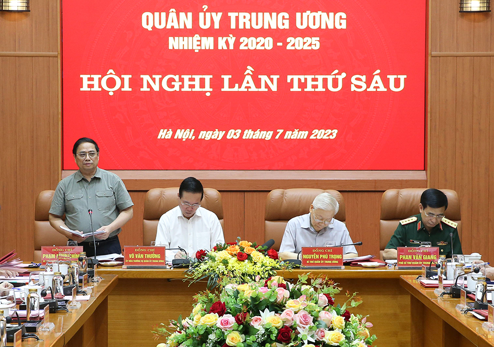 Bộ Chính trị chỉ định Chủ tịch nước Võ Văn Thưởng tham gia Quân ủy Trung ương - Ảnh 4.