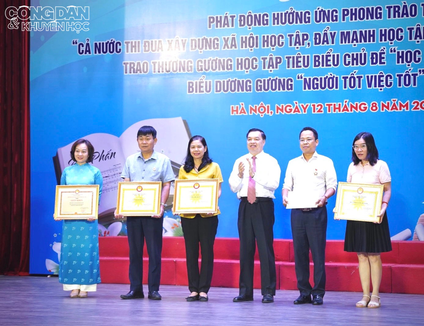 Hội Khuyến học thành phố Hà Nội phát động hưởng ứng phong trào thi đua xây dựng xã hội học tập, tự học suốt đời - Ảnh 8.