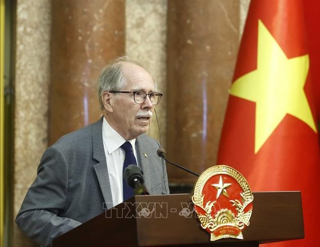 Chủ tịch nước gặp gỡ các nhà khoa học dự Hội nghị khoa học quốc tế tại Việt Nam - Ảnh 2.