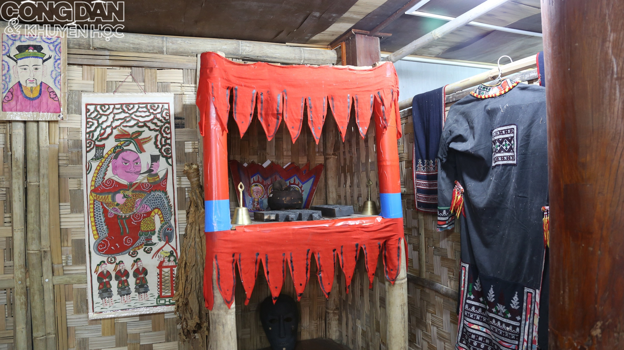 Bảo tàng của nghệ nhân Bùi Thanh Bình lưu giữ hơn 6.000 hiện vật văn hóa Mường - Ảnh 6.