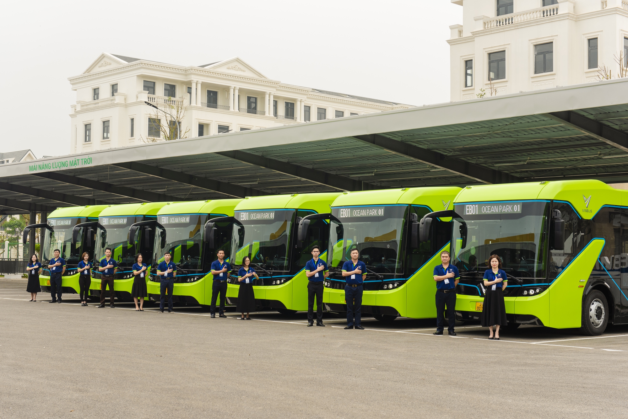 Di chuyển thuận lợi Hà Nội - Nội Bài với tuyến xe buýt điện E10
