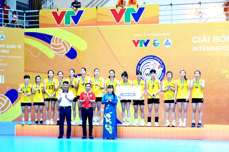 Đội tuyển Việt Nam 1 vô địch Giải bóng chuyền nữ quốc tế VTV Cup 2023 - Ảnh 7.