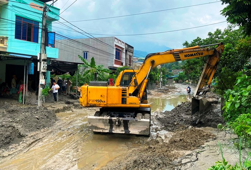 Lào Cai: Bí thư Tỉnh ủy yêu cầu khắc phục triệt để sự cố vỡ cống xả tràn hồ thải tuyển đồng Tả Phời - Ảnh 2.