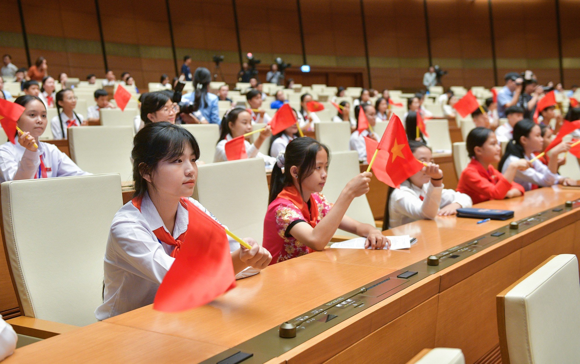 Chủ tịch Quốc hội: Thúc đẩy quyền tham gia của trẻ em vào những vấn đề về trẻ em - Ảnh 4.