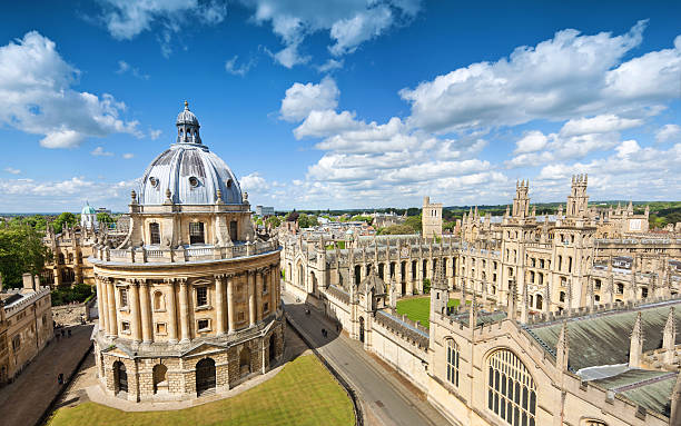 Đại học Oxford hợp tác đào tạo y khoa với một bệnh viện Việt Nam - Ảnh 1.