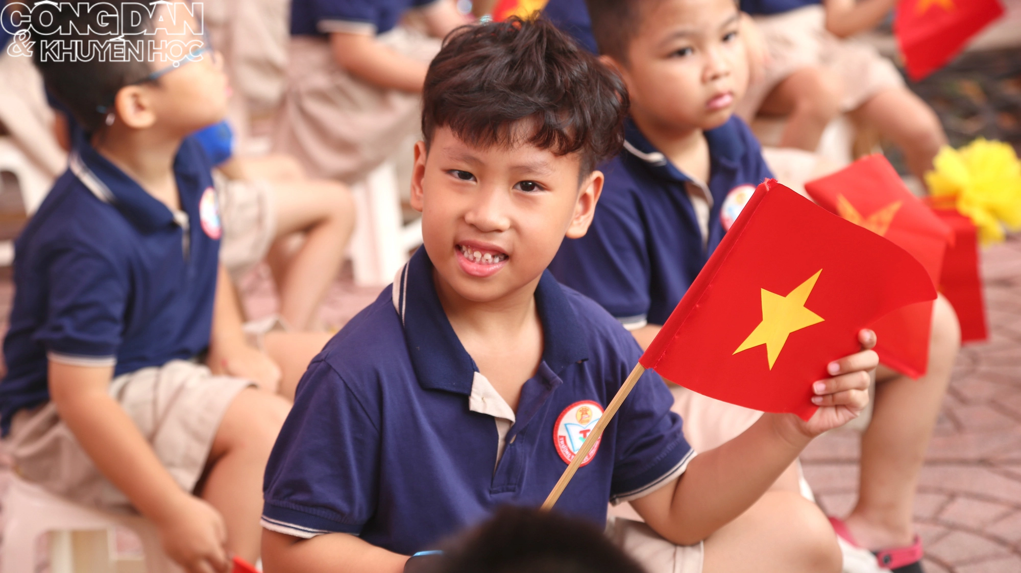 Gần 2,3 triệu học sinh Hà Nội đón khai giảng năm học mới  - Ảnh 7.
