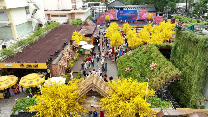 Thành phố Hồ Chí Minh sắp có lễ hội xem Tết, ăn Tết, du Tết, chơi Tết, chợ Tết- Ảnh 1.