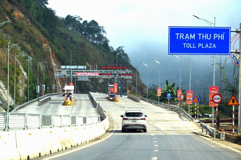 Chưa thu phí đường nối cao tốc Nội Bài- Lào Cai đến Sa Pa- Ảnh 1.