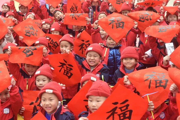 Tỉ lệ sinh giảm giáng một "đòn" mạnh vào các trường mầm non Trung Quốc- Ảnh 3.