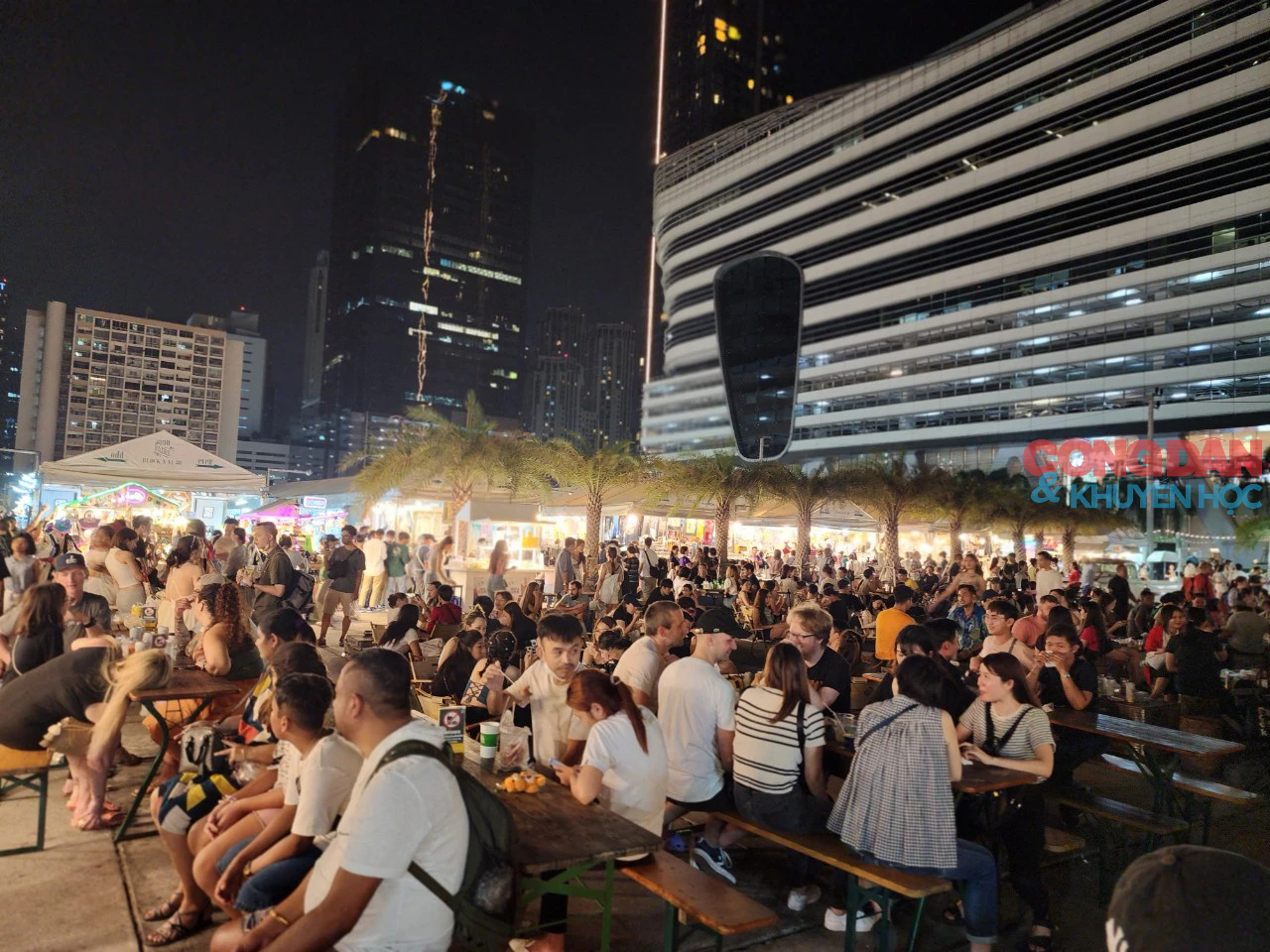 Khám phá ẩm thực Thái Lan qua chợ đêm Jodd Fairs- Ảnh 4.