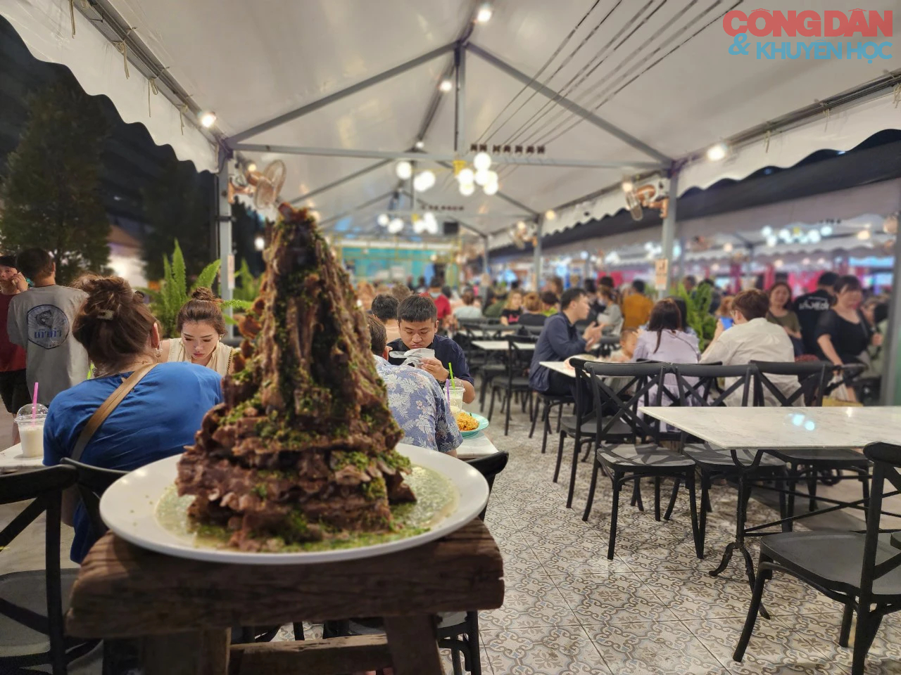 Khám phá ẩm thực Thái Lan qua chợ đêm Jodd Fairs- Ảnh 10.