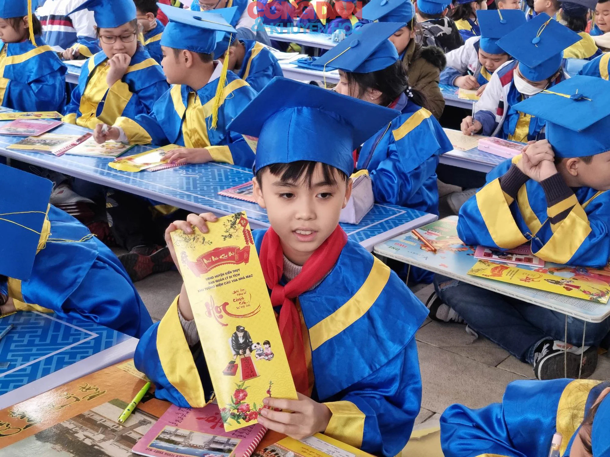 Hơn 600 học sinh giỏi dự lễ hội Khai bút đầu Xuân tại Hải Phòng- Ảnh 8.