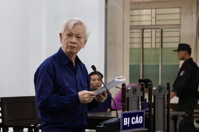 Tuyên án cựu Chủ tịch tỉnh Khánh Hòa Nguyễn Chiến Thắng và 8 cựu lãnh đạo tỉnh- Ảnh 1.