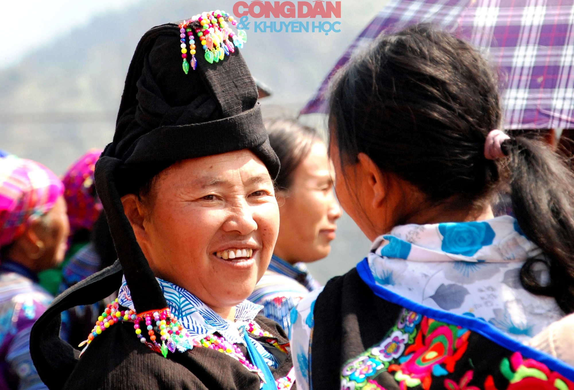 Đông vui hội Gầu tào người Mông đầu xuân mới ở Lào Cai  - Ảnh 8.