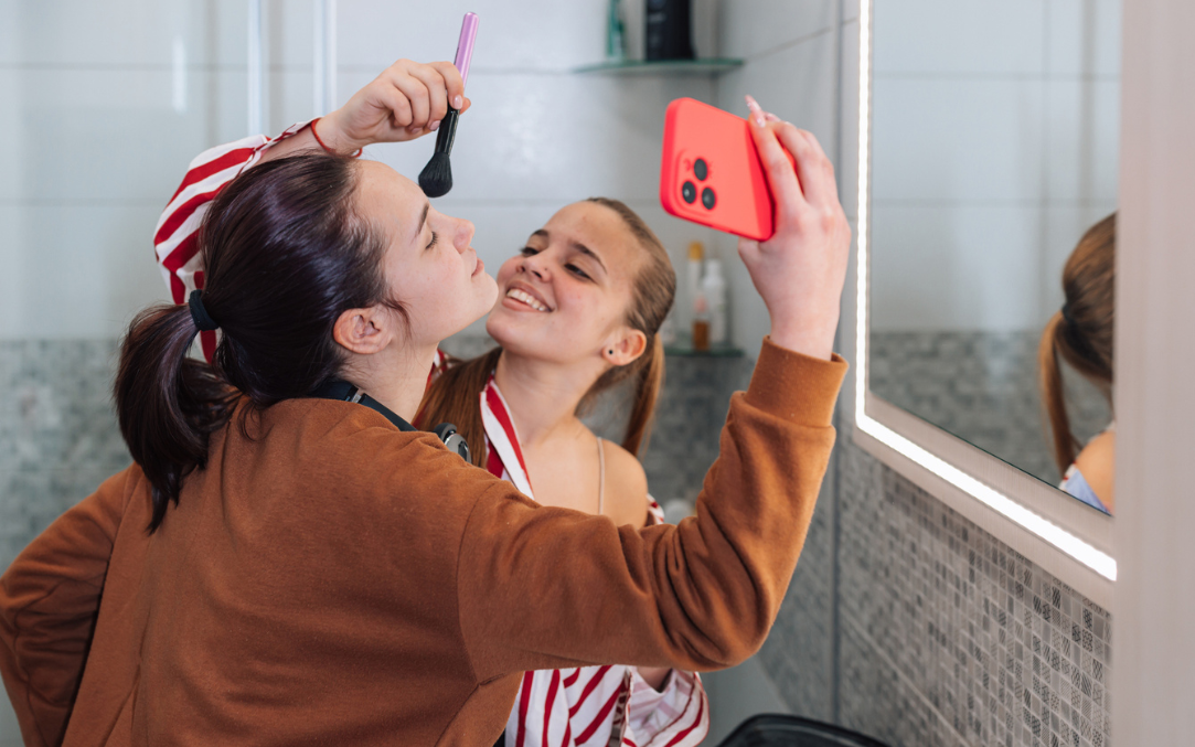 TikTok và YouTube Shorts: Cấm nội dung độc hại hay tăng cường kiểm duyệt? - Ảnh 2.