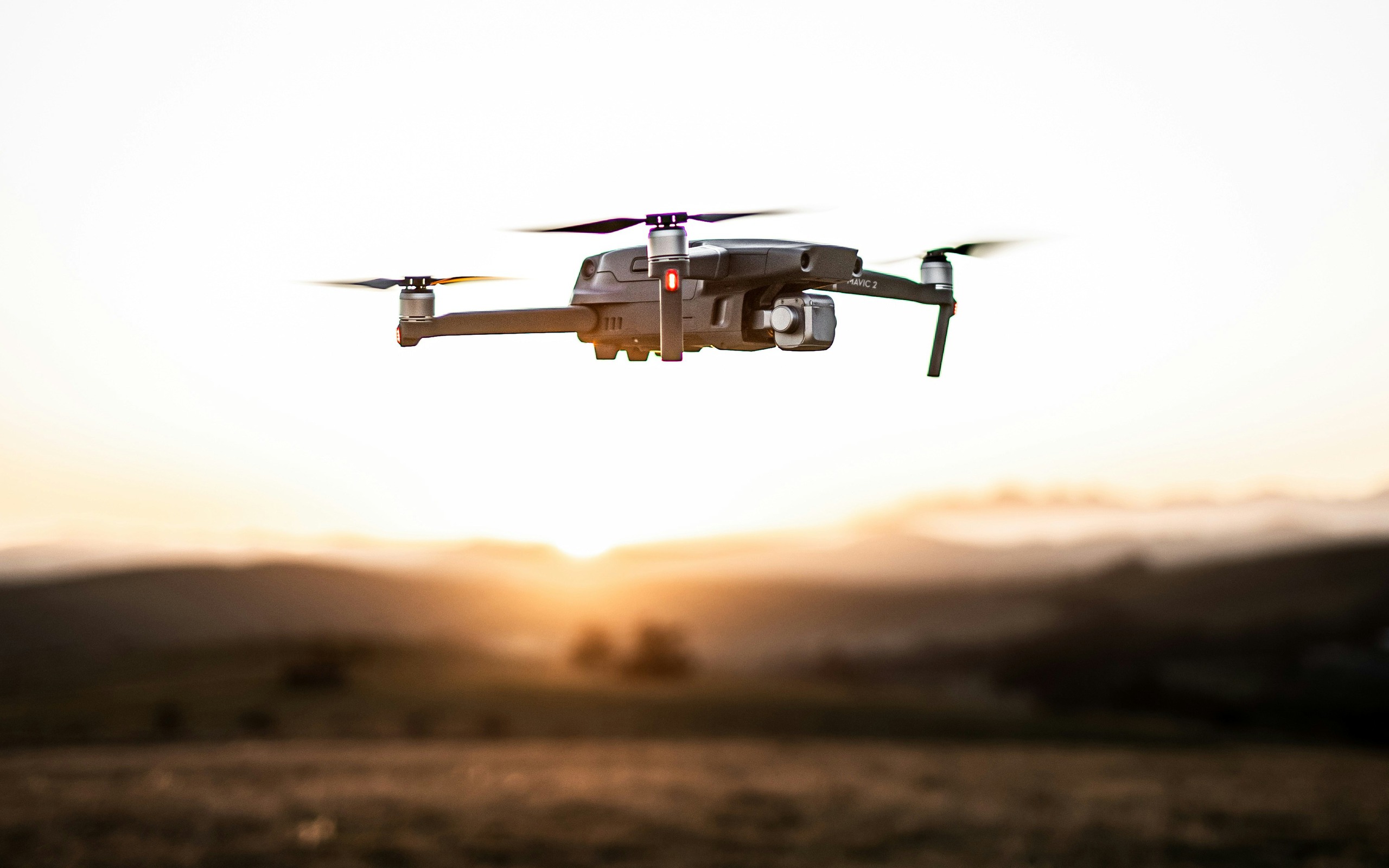 Thiết bị bay (Drone/UAV) uy hiếp an to&agrave;n h&agrave;ng kh&ocirc;ng c&oacute; thể g&acirc;y hậu quả g&igrave;? - Ảnh 2.