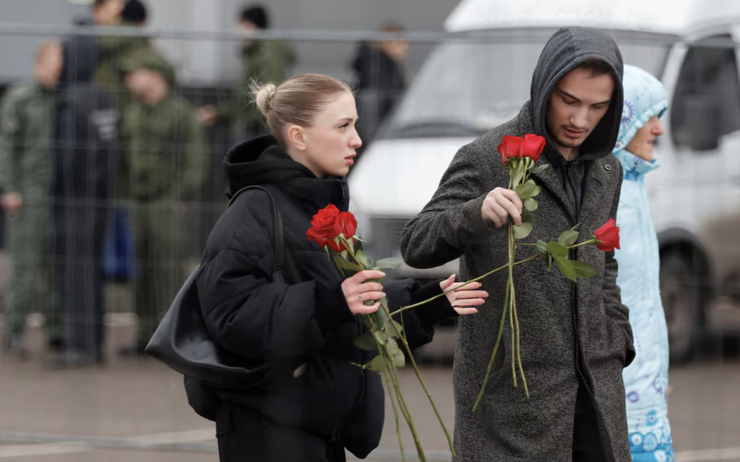 Khủng bố ở Moscow: Số người chết tăng lên 143, Nga bắt giữ các tay súng bị nghi ngờ