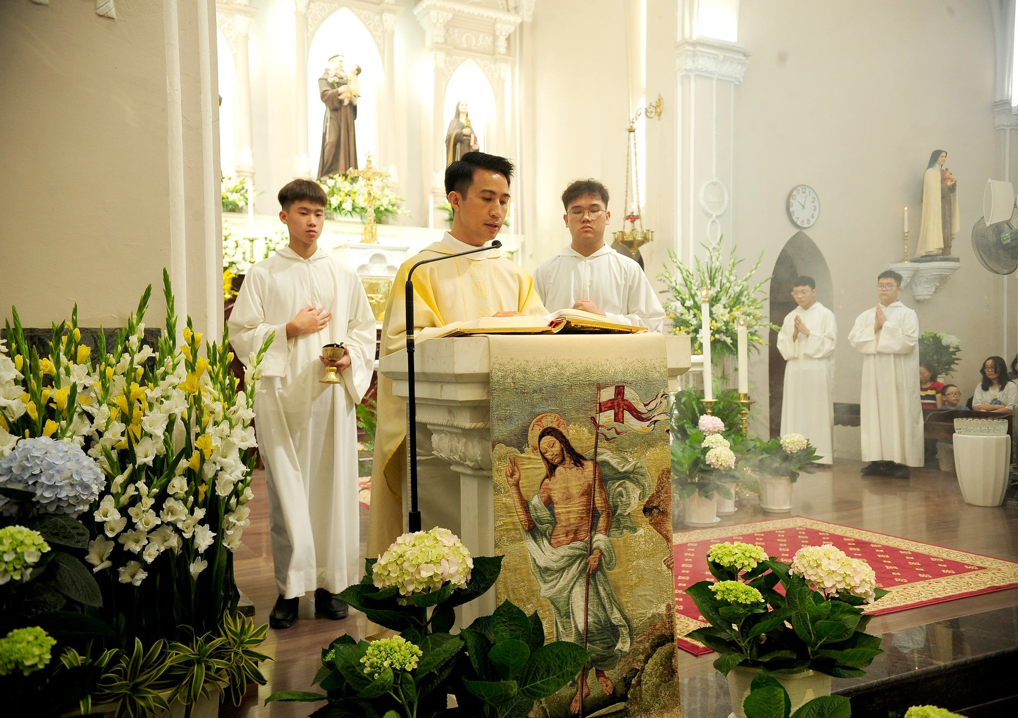 Người Công giáo tưng bừng đón Lễ Phục sinh 2024- Ảnh 8.