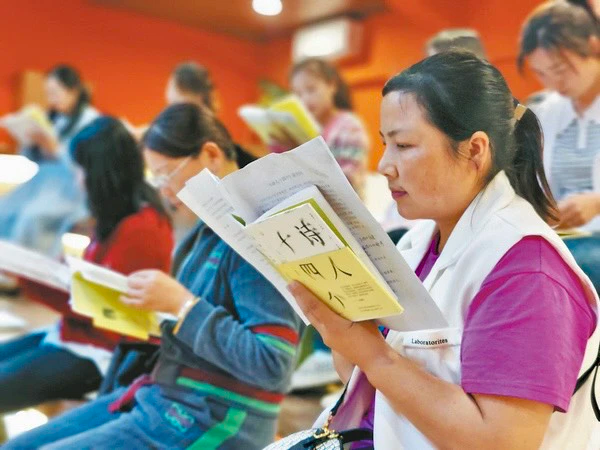 Trung Quốc: Xây dựng thư viện trong hang động để nuôi dưỡng văn hóa đọc ở vùng nông thôn- Ảnh 6.