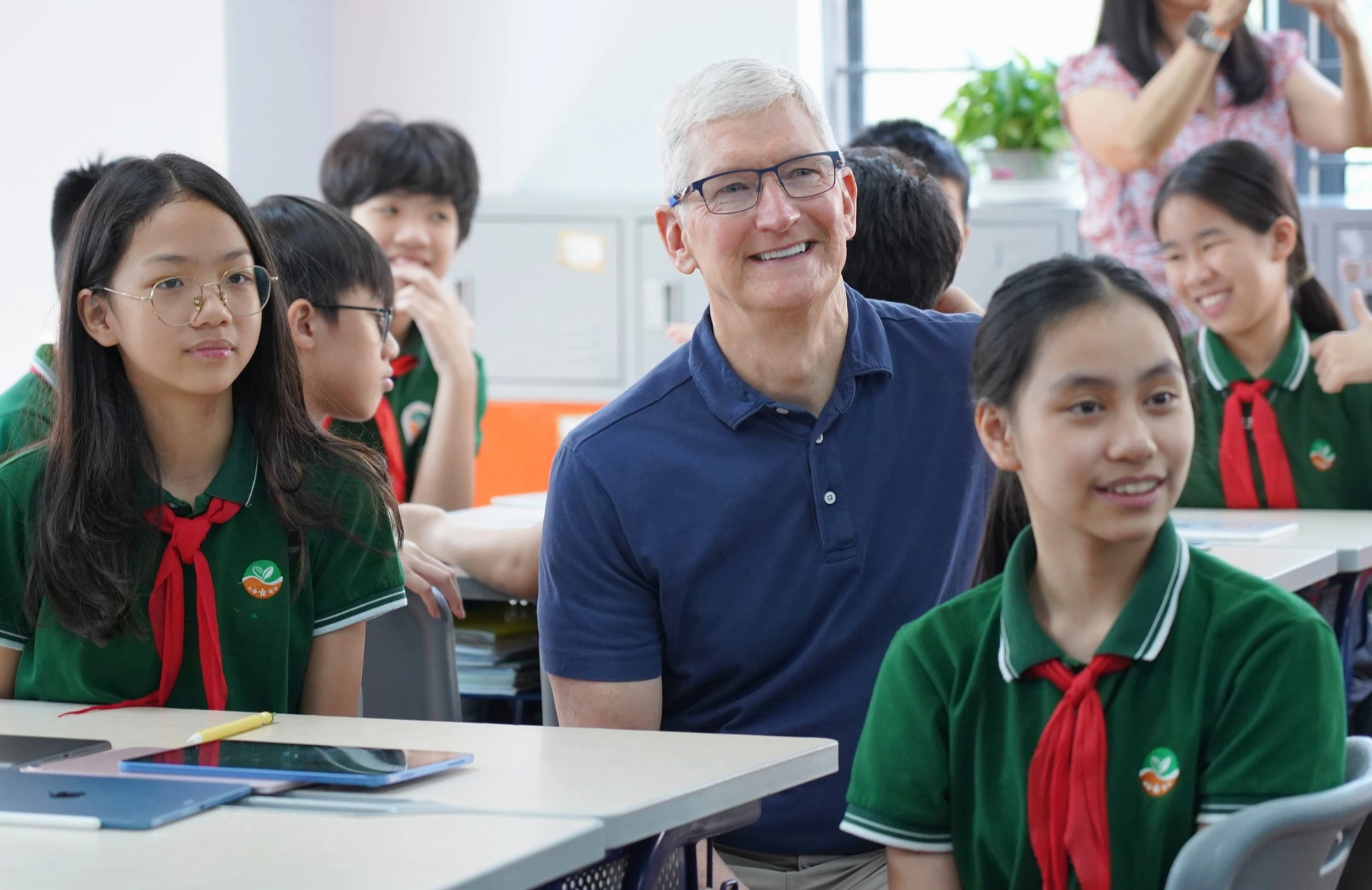CEO Tim Cook: Apple sẵn sàng thúc đẩy đầu tư, mở rộng hoạt động tại Việt Nam- Ảnh 4.
