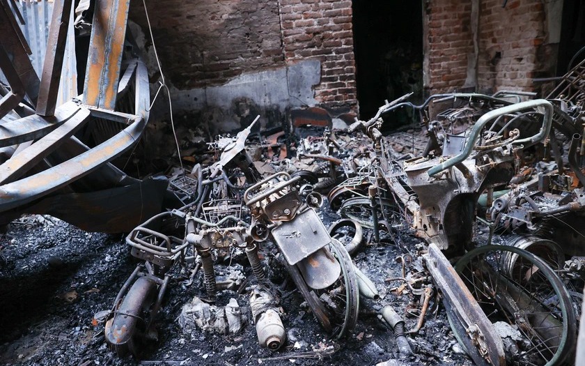 Khởi tố vụ án cháy nhà trọ làm 14 người tử vong tại Trung Kính