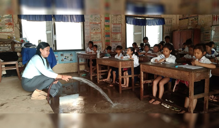 Nắng nóng kỷ lục trong 170 năm qua, Campuchia giảm giờ học ở trường- Ảnh 3.
