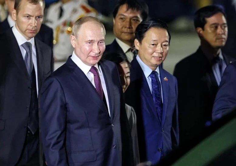 Tổng thống Liên bang Nga Vladimir Putin đến Hà Nội, bắt đầu thăm cấp Nhà nước tới Việt Nam- Ảnh 3.