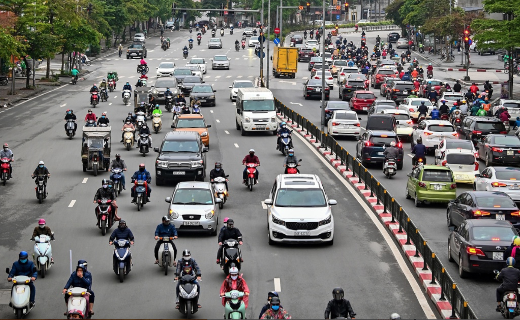 Tham gia giao thông đường bộ cần lưu ý những quy định gì?