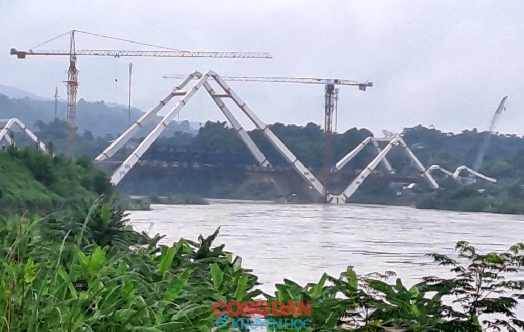 Lũ thượng nguồn sông Hồng ở Lào Cai dâng cao - các địa phương sẵn sàng ứng phó- Ảnh 8.